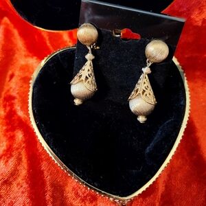 Vintage Monet Teardrop Clip Earrings And Beautiful Gold Tone